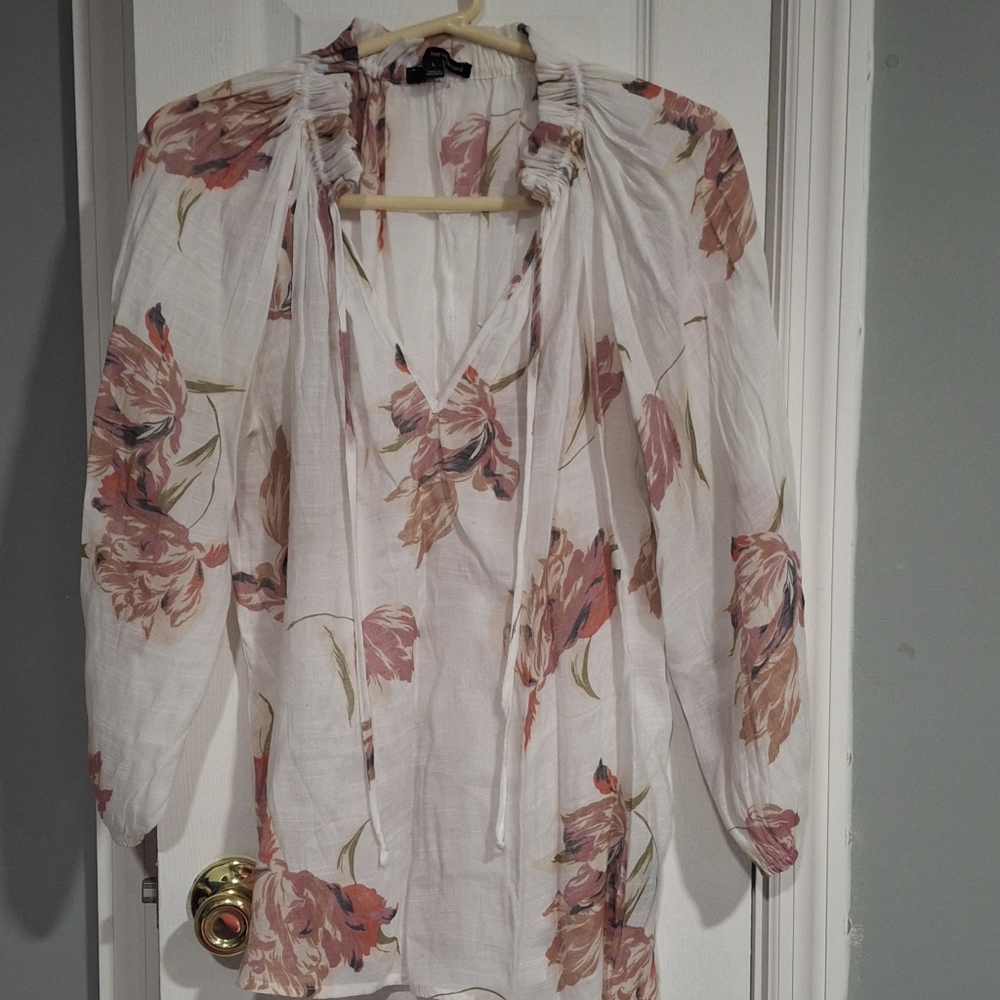Harve Benard Floral V-Neck Blouse - Pink and Cream SMOKE FREE HOME
